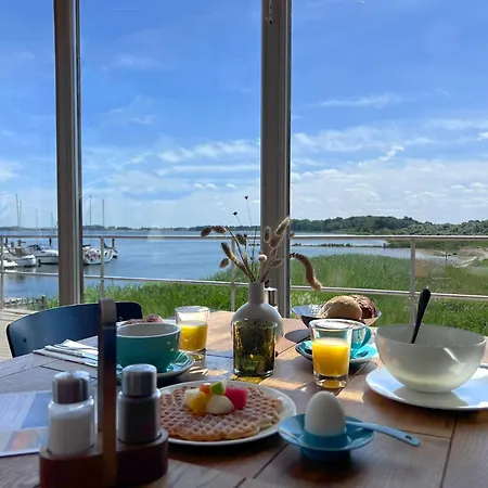 Bades Huk Marina Semesteranläggning (resort)