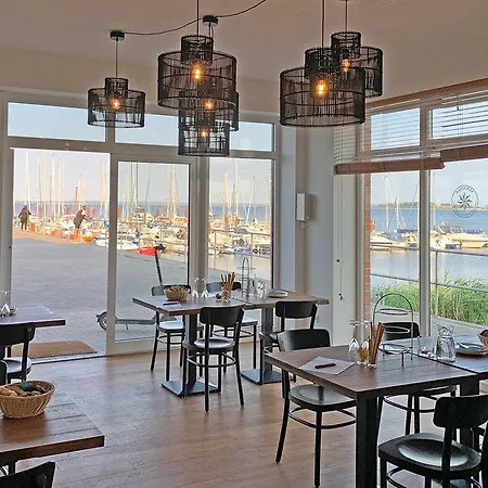 Resort Bades Huk Marina Hohen Wieschendorf