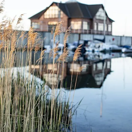 Bades Huk Marina